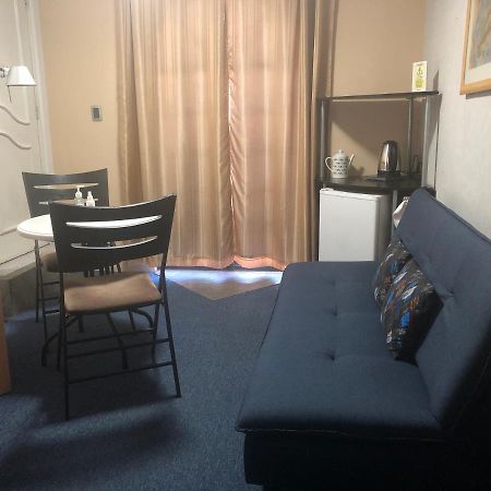 Amplia Habitacion Tipo Ejecutiva Con Bano Y Acceso Privados Toluca Kültér fotó