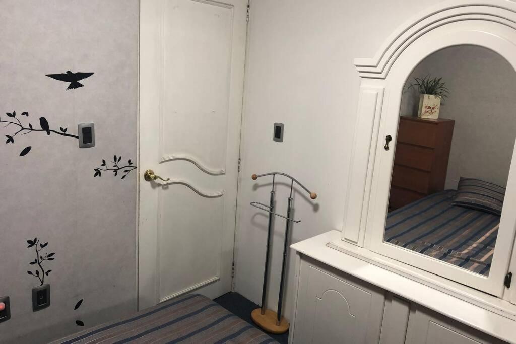 Amplia Habitacion Tipo Ejecutiva Con Bano Y Acceso Privados Toluca Kültér fotó
