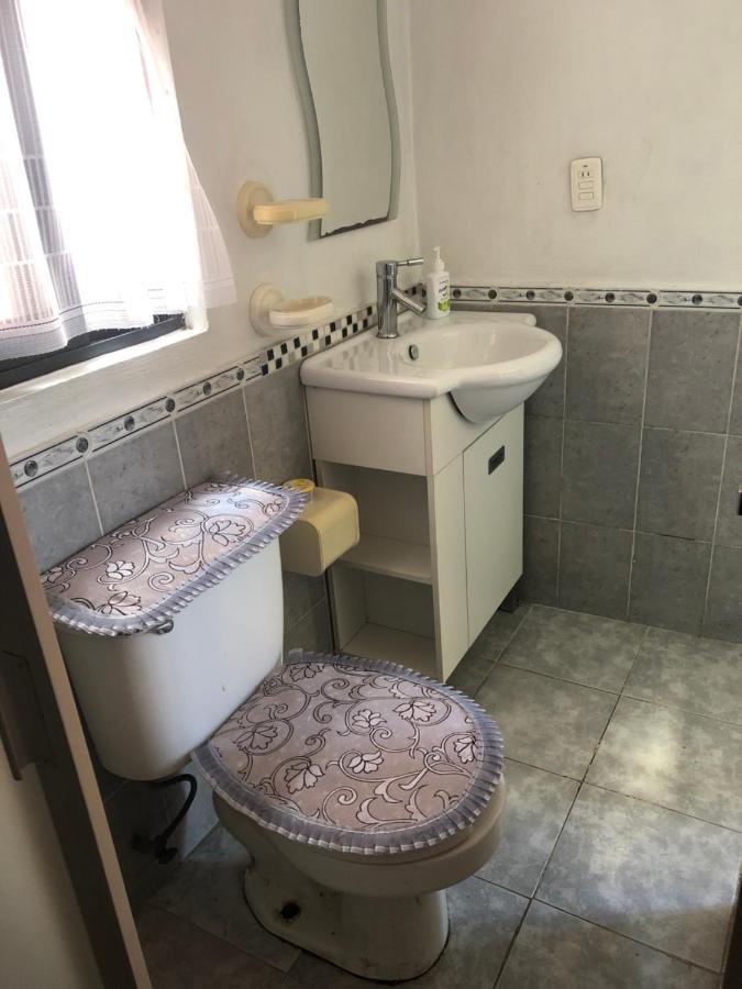 Amplia Habitacion Tipo Ejecutiva Con Bano Y Acceso Privados Toluca Kültér fotó